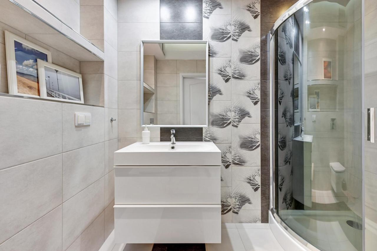 Grand Apartments - Neptun Park Jelitkowo - Prowansja Гданск Екстериор снимка